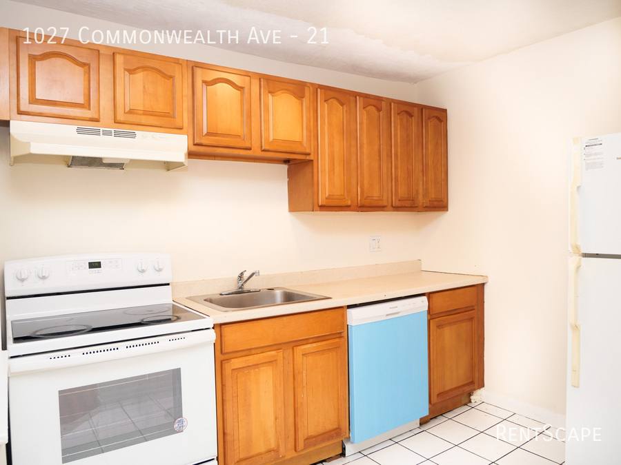 Apartment for rent at 1027 Commonwealth Ave #21, Boston, MA 02215