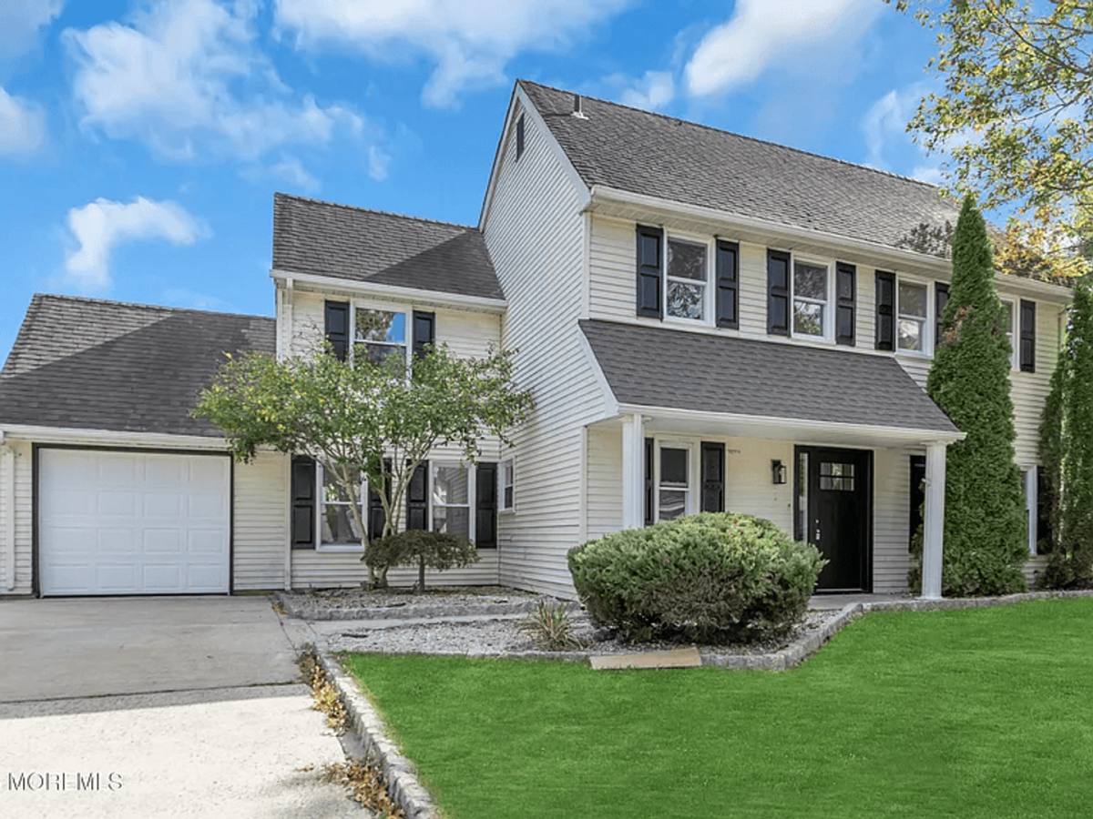 House for rent at 1 Maplewood Court, Barnegat, NJ 08005