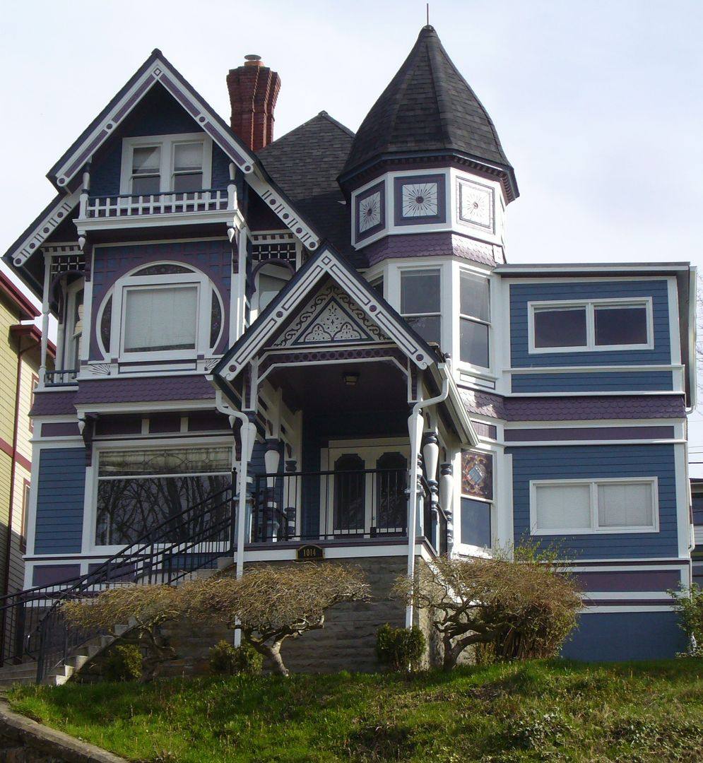 Apartment for rent at 1014 N Garden St, Bellingham, WA 98225