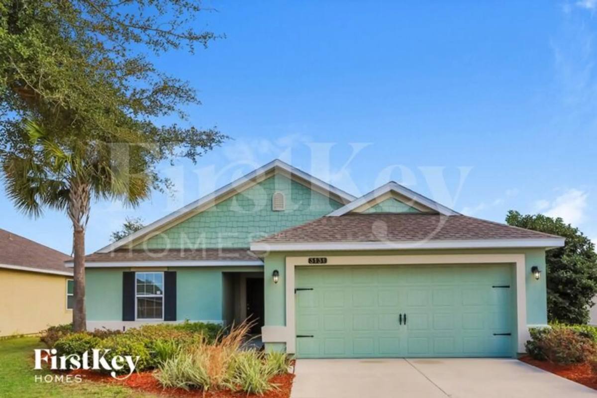 House for rent at 3131 Holly Green Loop, Green Cove Springs, FL 32043
