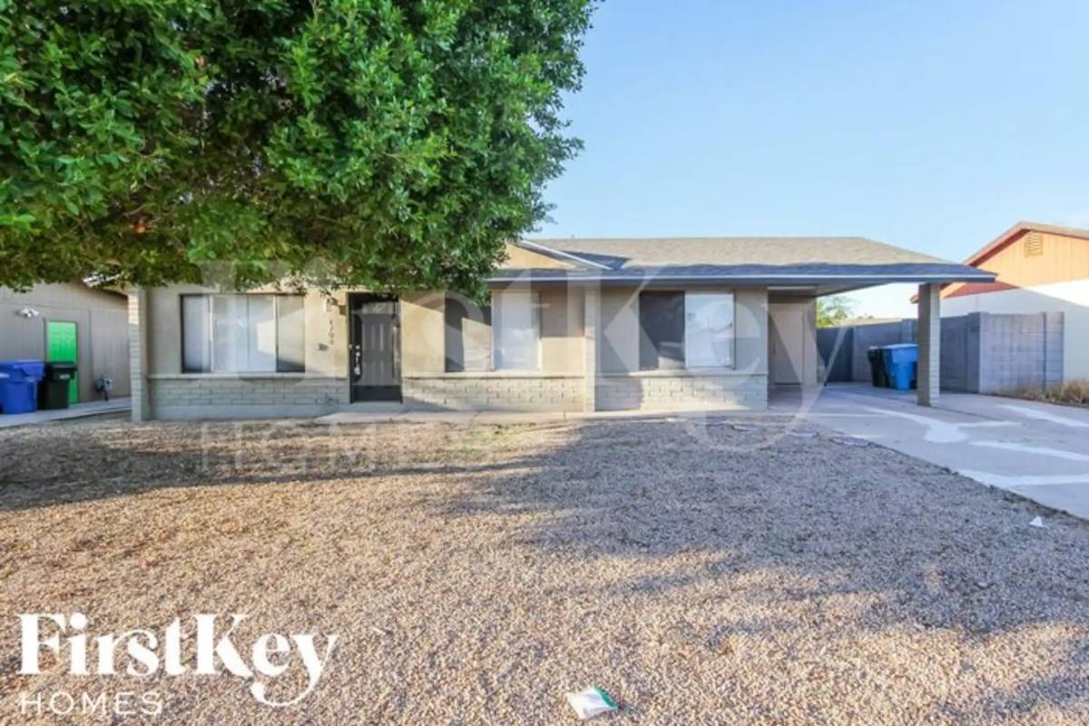 House for rent at 1708 W Behrend Dr, Phoenix, AZ 85027