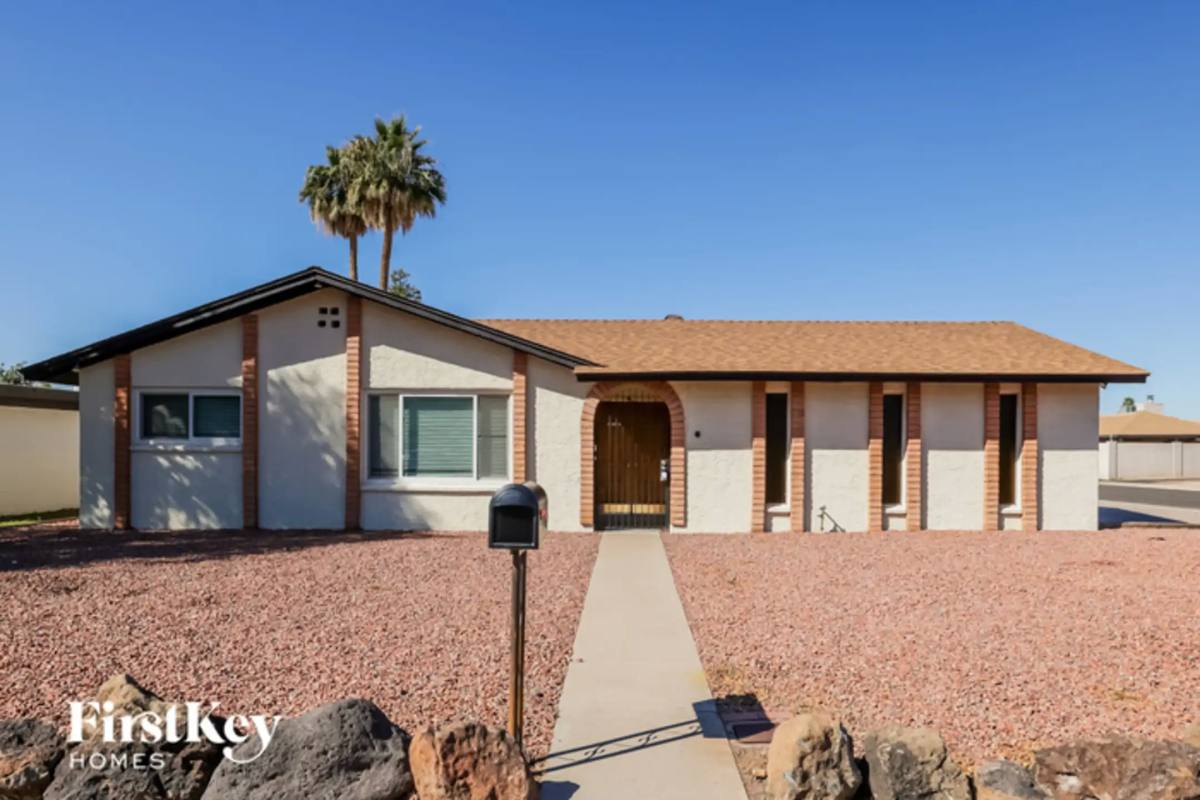 House for rent at 12638 N 21st Dr, Phoenix, AZ 85029