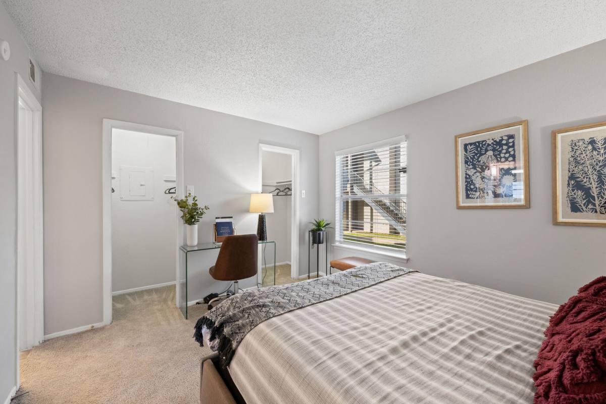 Apartment for rent at 18eleven Frankford, 1811 E Frankford Rd, Carrollton, TX 75007