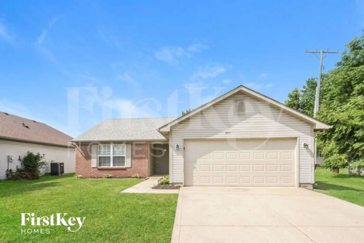 House for rent at 1111 Berwyn Rd, Whiteland, IN 46184