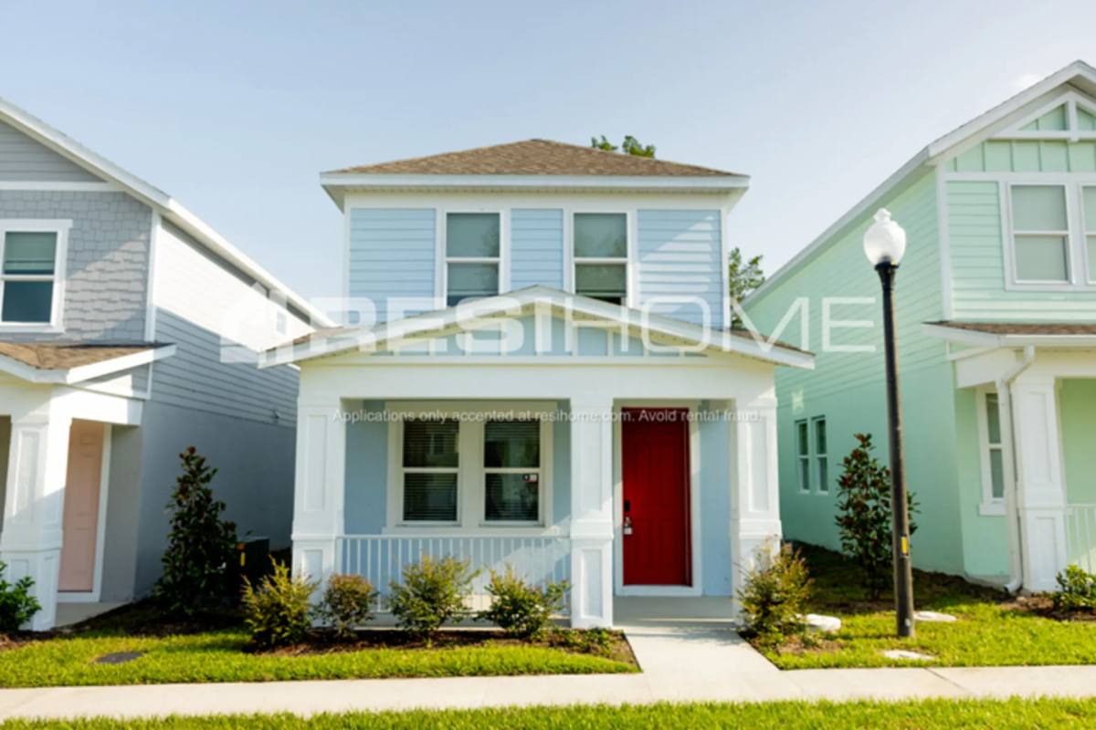 House for rent at 8093 Arrow Wood Loop, Wildwood, FL 34785