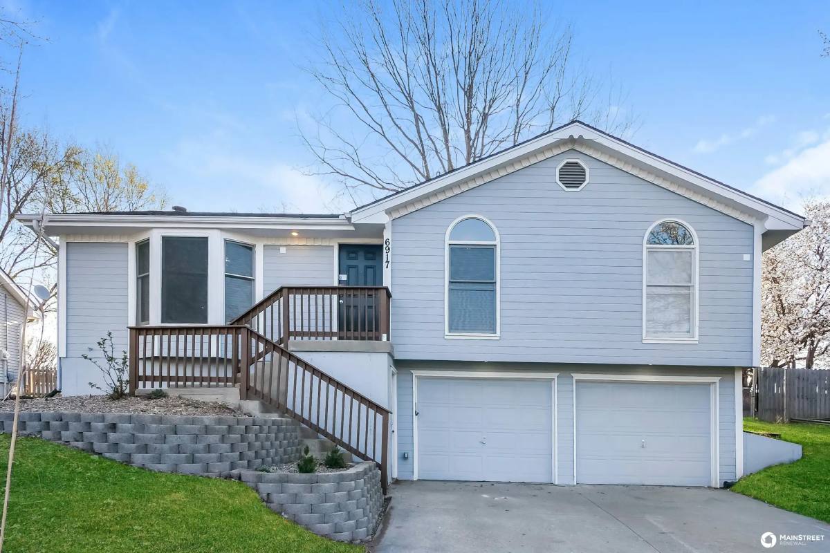 House for rent at 6917 T Gabbert Dr, Liberty, MO 64068