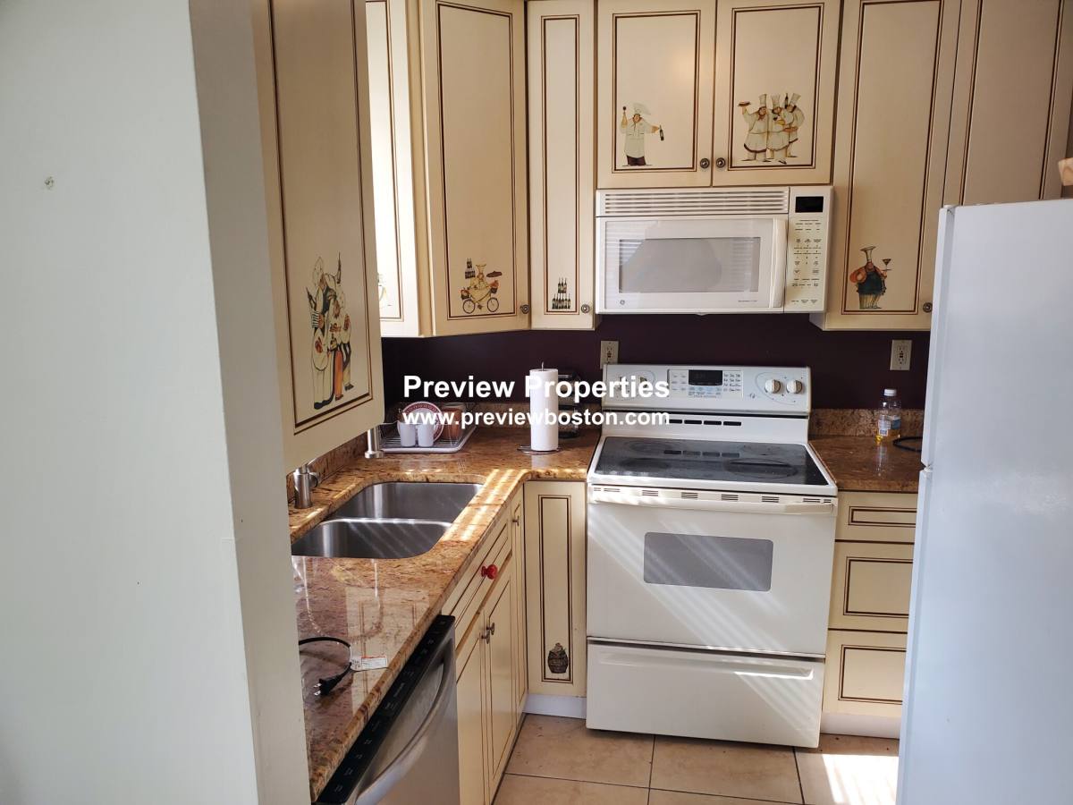 Apartment for rent at 1427 Commonwealth Ave #301, Brighton, MA 02135