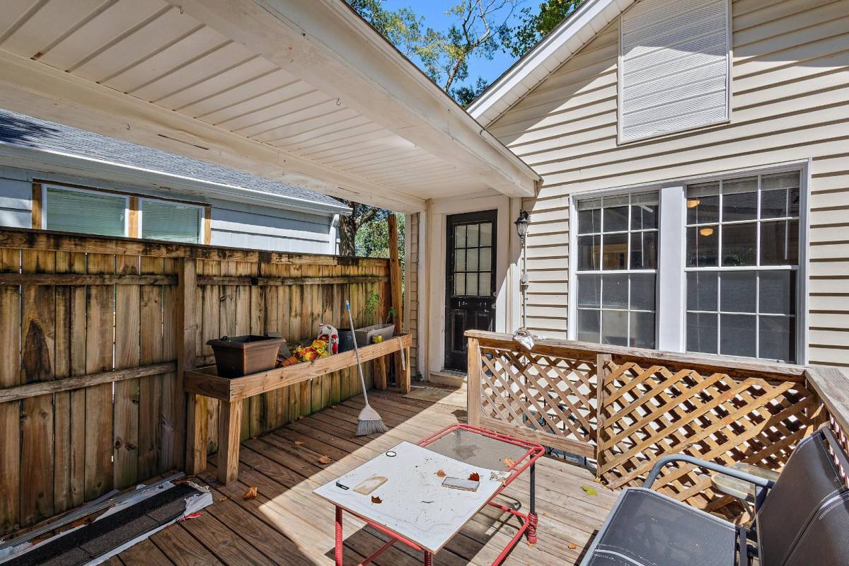 Apartment for rent at 4022 N State St #GARAGE, Jackson, MS 39206