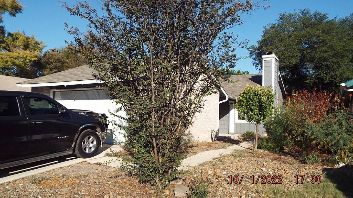 House for rent at 8032 Laurel Bend, San Antonio, TX 78250