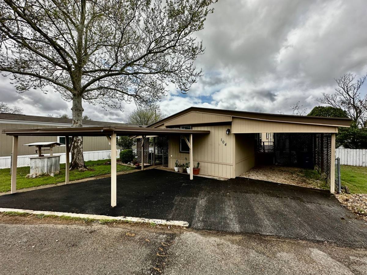 House for rent at 104 Green Meadows, Kerrville, TX 78028
