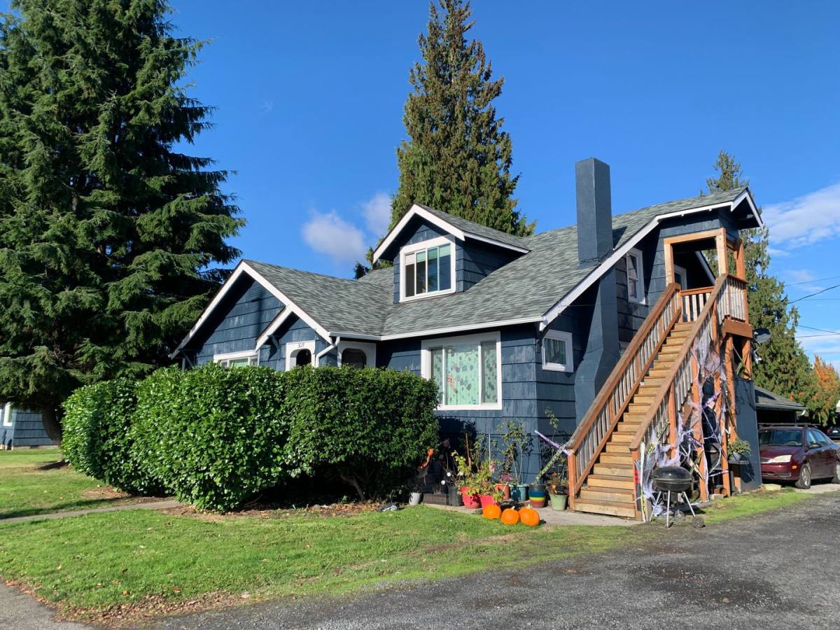 Apartment for rent at 3018 Washington Way, Longview, WA 98632