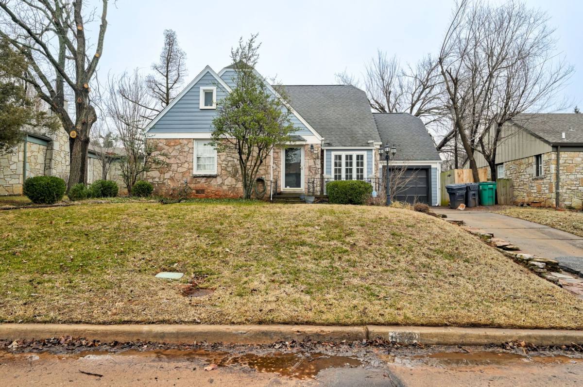 House for rent at 612 NW 37th St, Oklahoma City, OK 73118