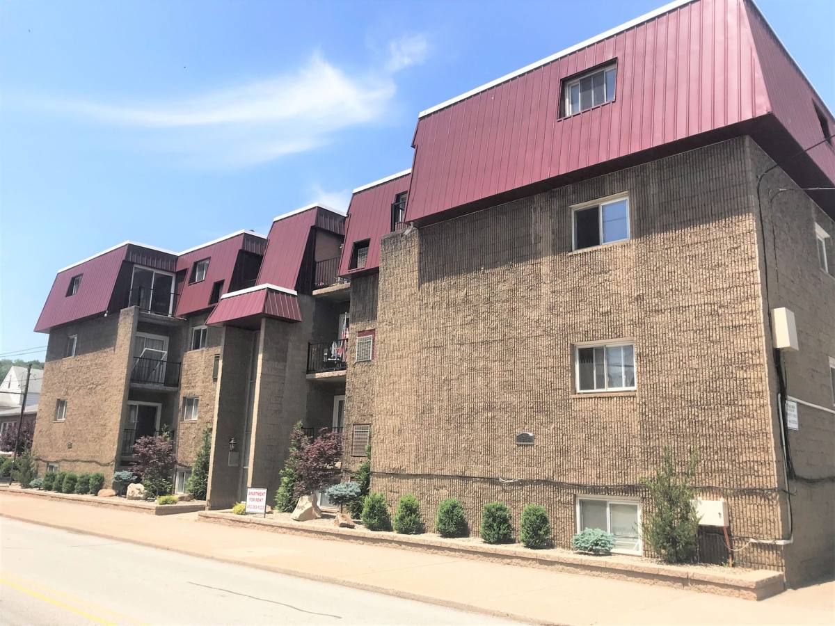 Townhouse for rent at 1914 Main St, Pittsburgh, PA 15215