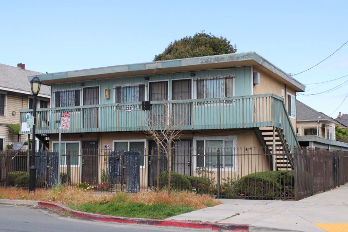Apartment for rent at 2029-2033 Nevin Ave, Richmond, CA 94801