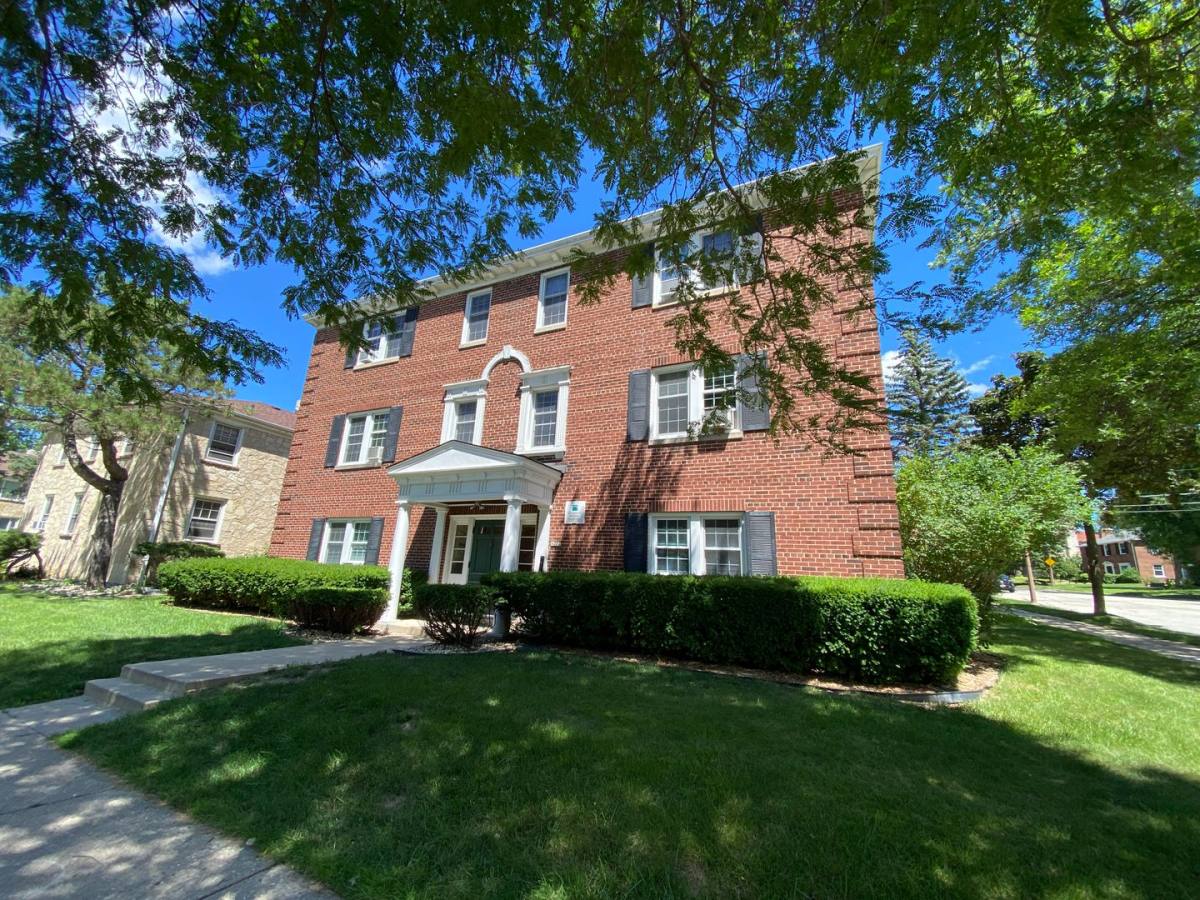 Apartment for rent at 4272 N Wilson Dr, Milwaukee, WI 53211