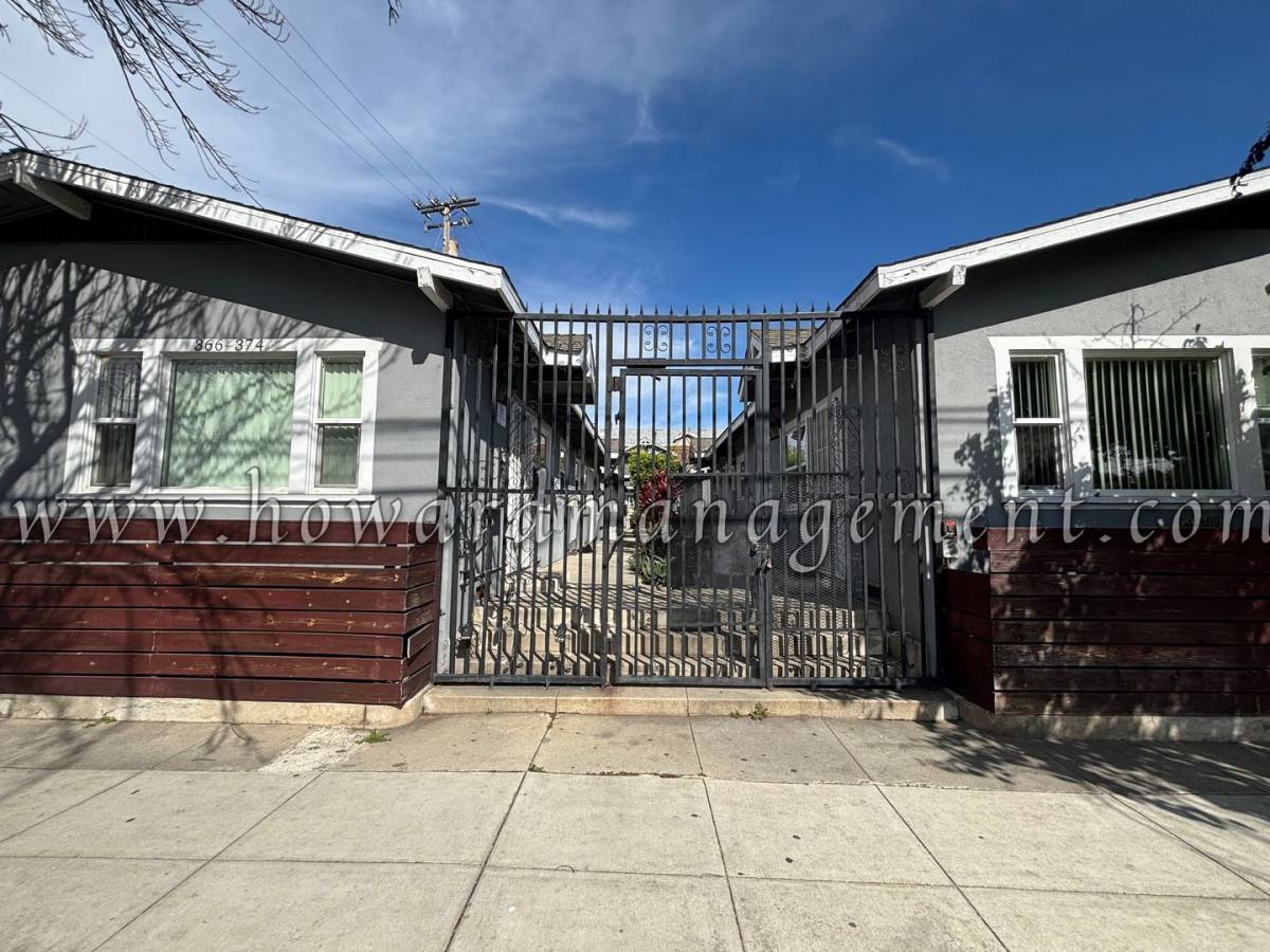 Apartment for rent at 366-374 Walnut Ave, Long Beach, CA 90802