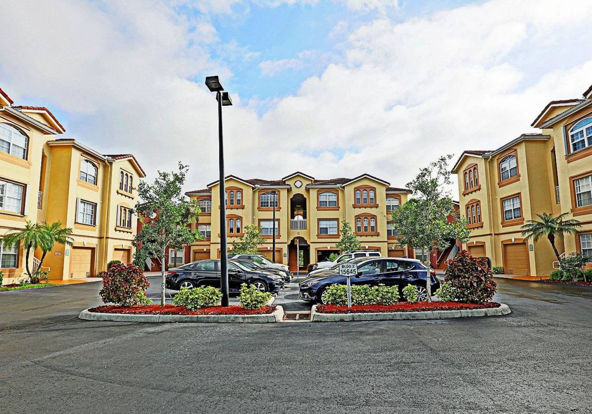 Apartment for rent at 15645 Ocean Walk Circle, Fort Myers, FL 33908