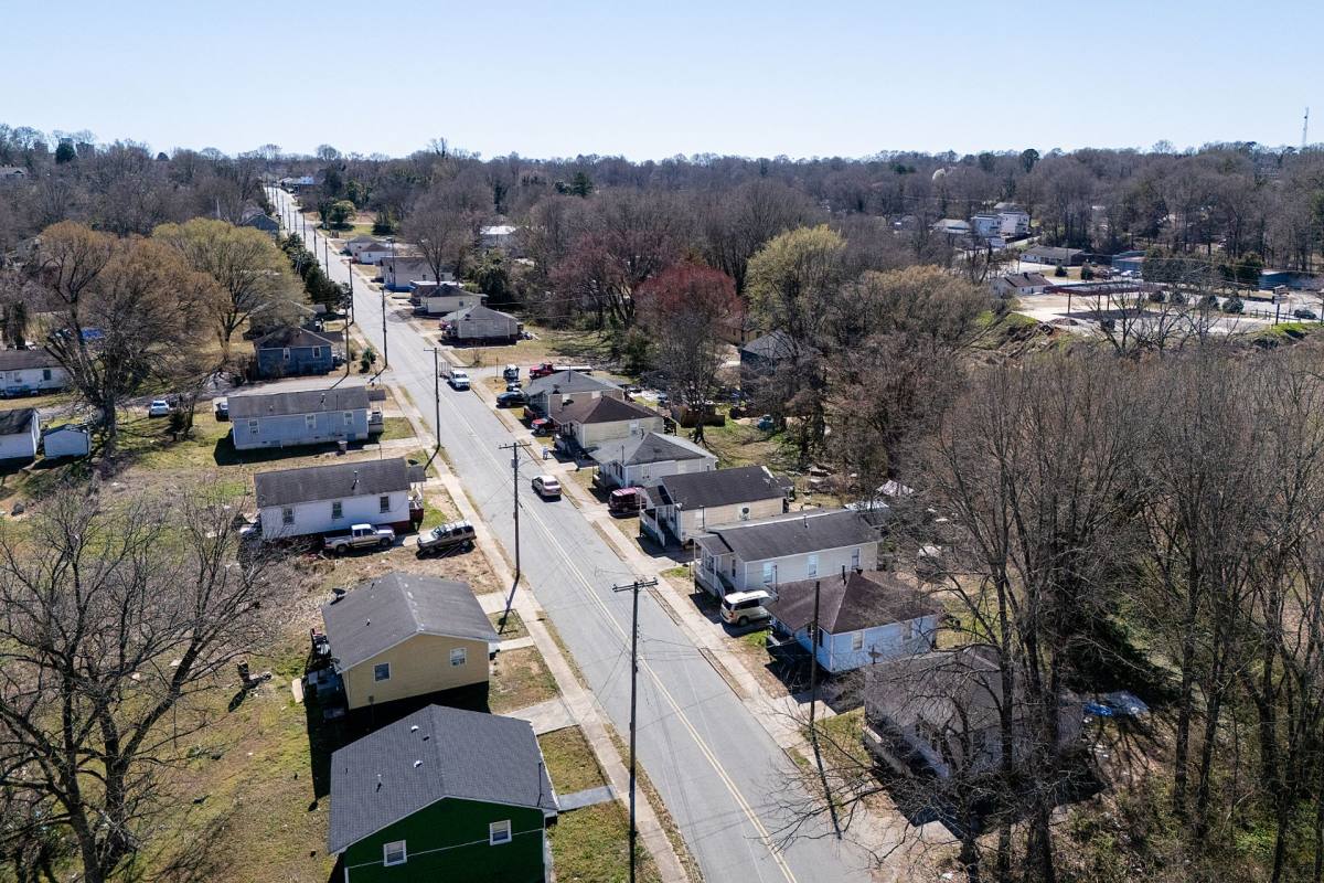 Apartment for rent at 1404 N York St, Gastonia, NC 28052
