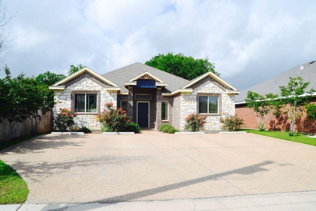 House for rent at 2005 S 16th St, Waco, TX 76706