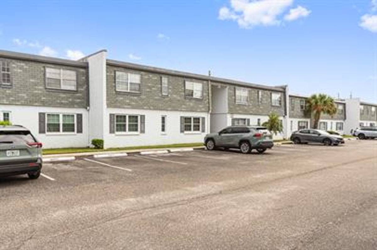 Condo for rent at 1000 S Semoran Blvd #816, Winter Park, FL 32792