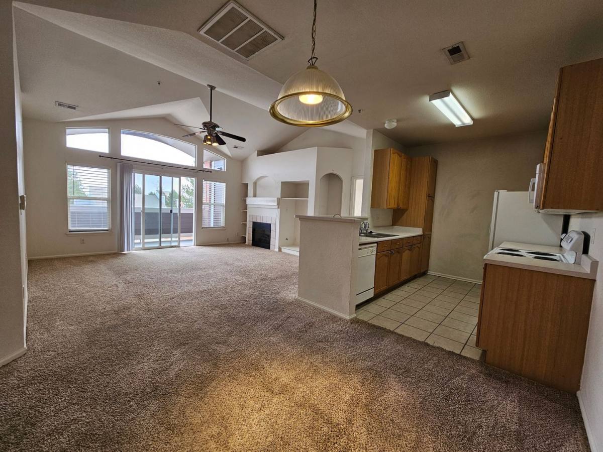 Condo for rent at 14261 E 1st Dr #301, Aurora, CO 80011