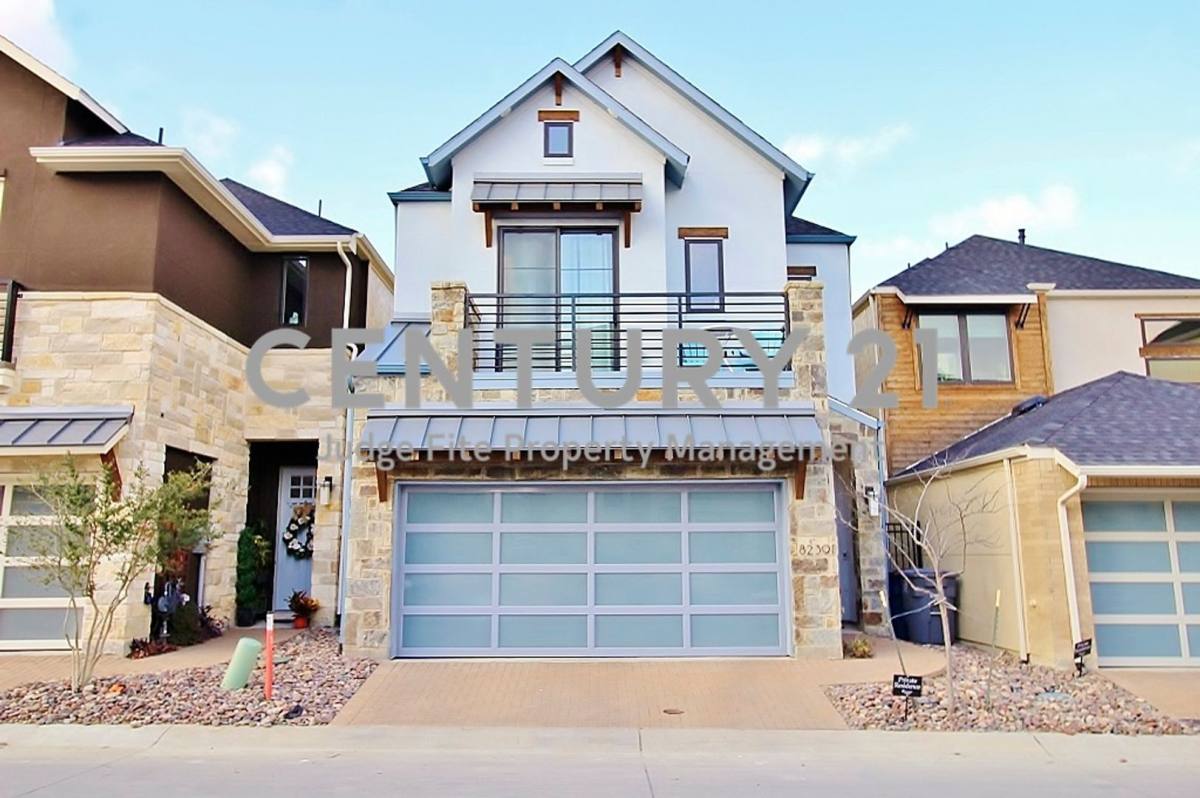 House for rent at 8239 Nunley Lane, Dallas, TX 75231