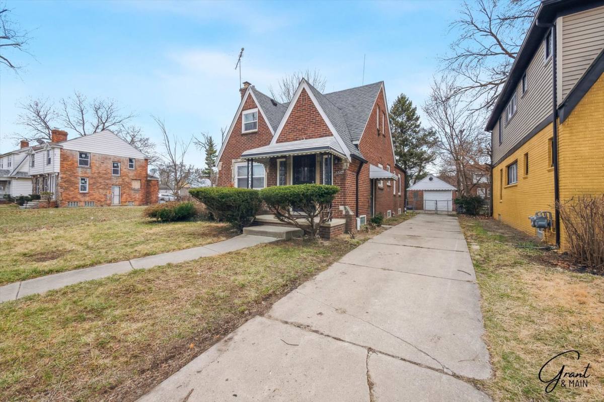 House for rent at 15324 Murray Hill, Detroit, MI 48227