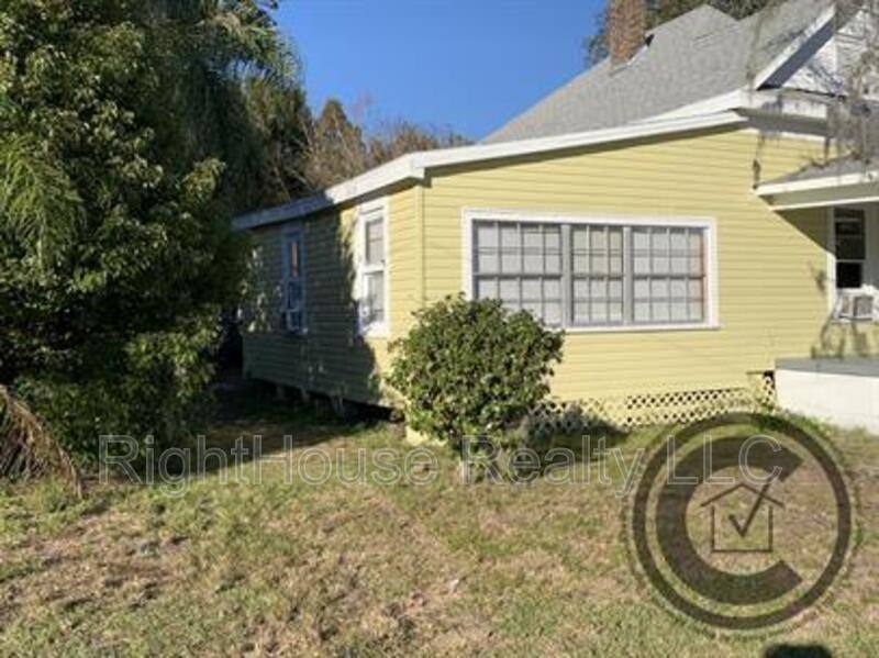 Apartment for rent at 1508 W Main St #B, Leesburg, FL 34748
