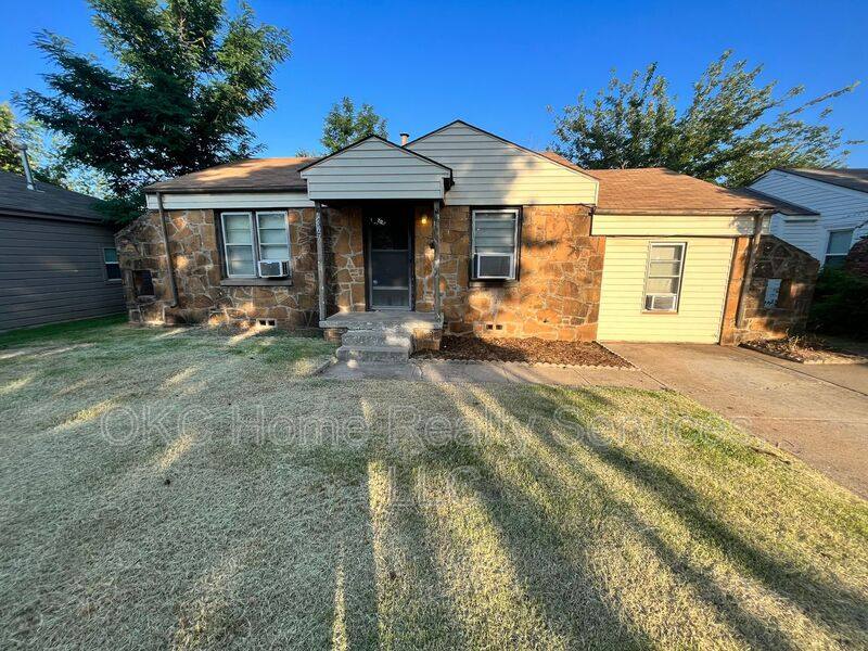House for rent at 1407 Felix Place, Oklahoma City, OK 73110