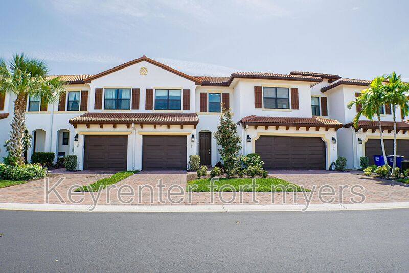 Townhouse for rent at 15851 Portofino Springs Blvd #105, Fort Myers, FL 33908