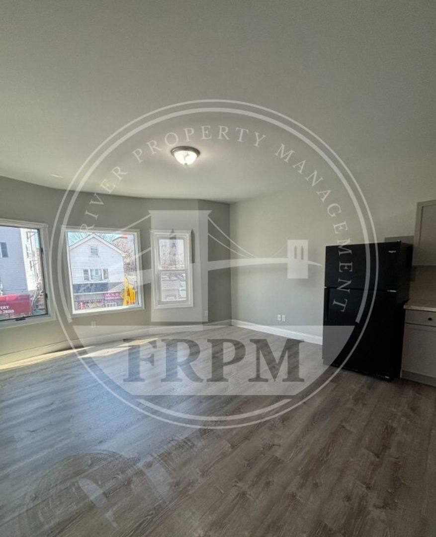 Apartment for rent at 1429 S Main St, Fall River, MA 02724