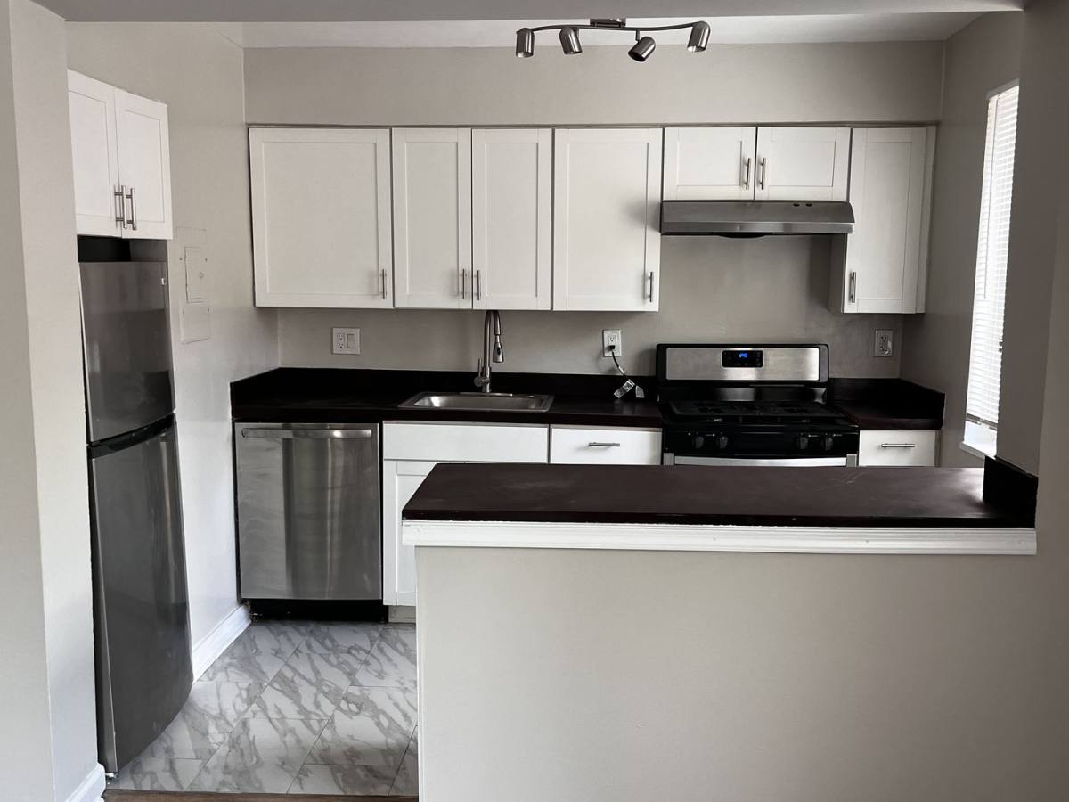 Apartment for rent at 4725 1st St SW, Washington, DC 20032