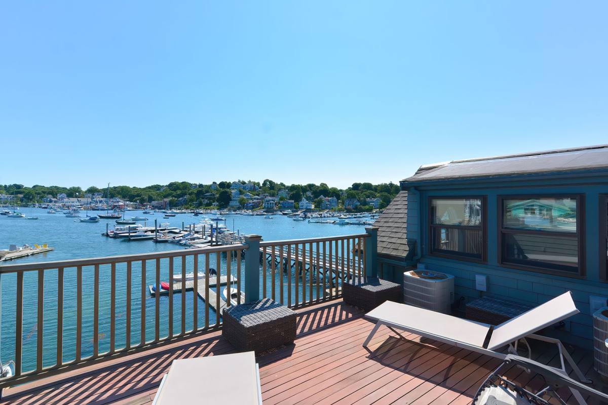Apartment for rent at 37 Rocky Neck Ave, Gloucester, MA 01930