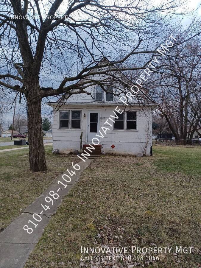Apartment for rent at 2244 E Parkwood #1, Burton, MI 48529