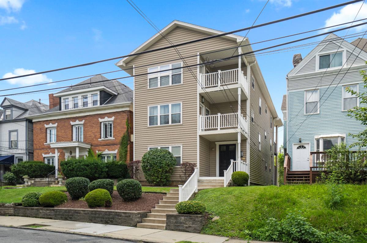Apartment for rent at 638 College St, Pittsburgh, PA 15232