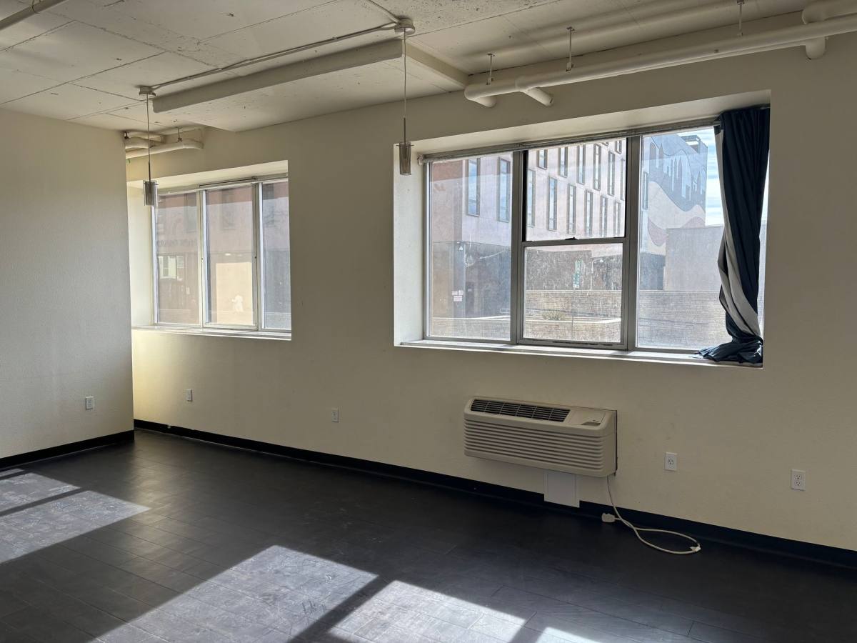 Apartment for rent at 517 Gold Ave SW, Albuquerque, NM 87102