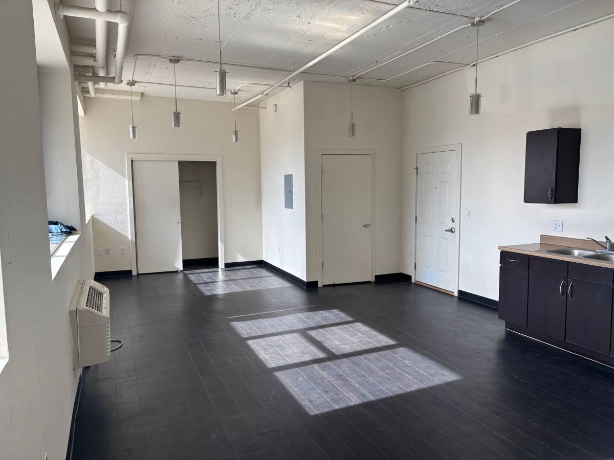 Apartment for rent at 517 Gold Ave SW, Albuquerque, NM 87102