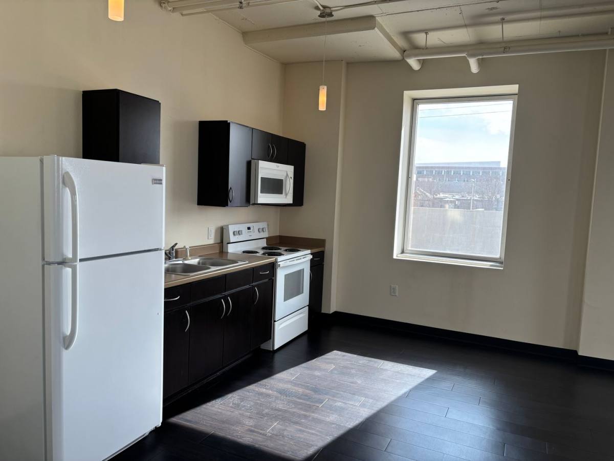 Apartment for rent at 517 Gold Ave SW, Albuquerque, NM 87102