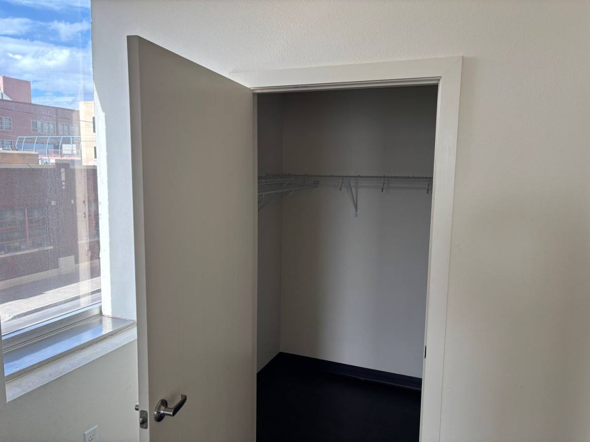 Apartment for rent at 517 Gold Ave SW, Albuquerque, NM 87102