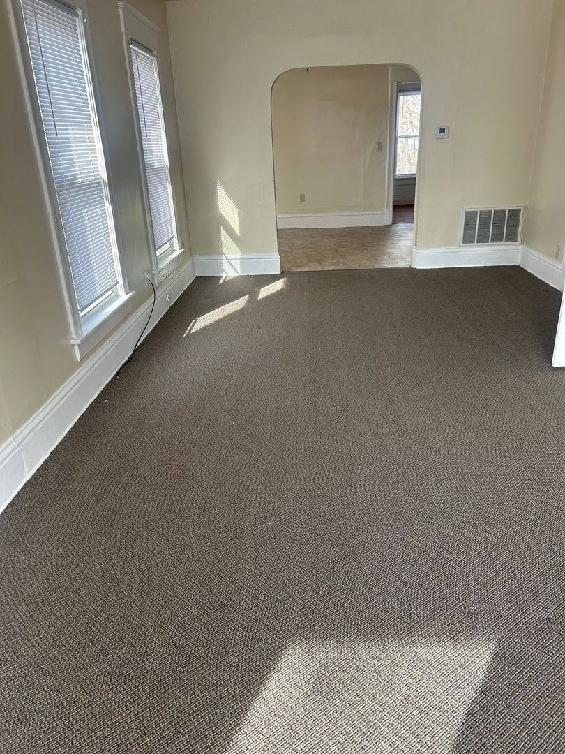 Apartment for rent at 812 College Ave, Racine, WI 53403
