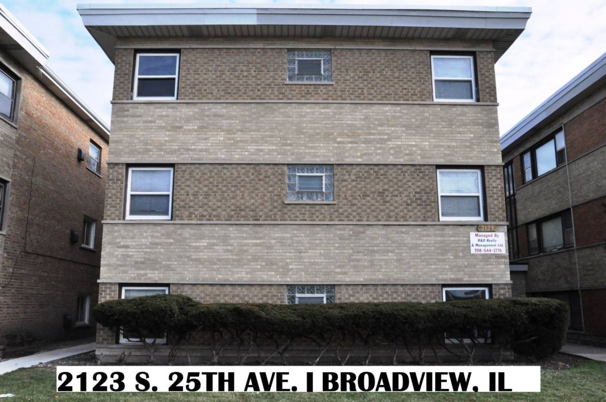 Apartment for rent at 2123 S 25th Ave, Broadview, IL 60155