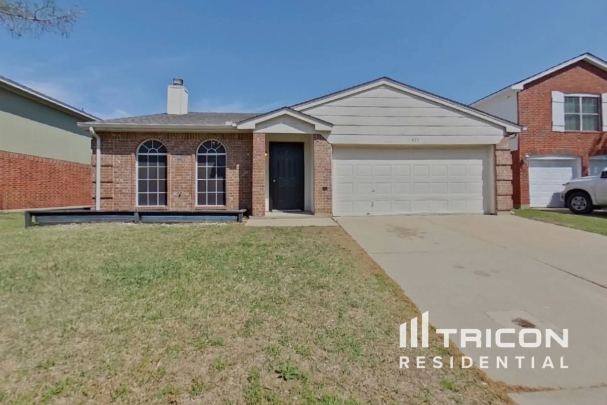 House for rent at 403 Hollyberry Dr, Mansfield, TX 76063