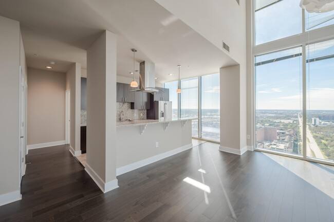 Apartment for rent at 5927 Almeda Rd #AHP4, Houston, TX 77004