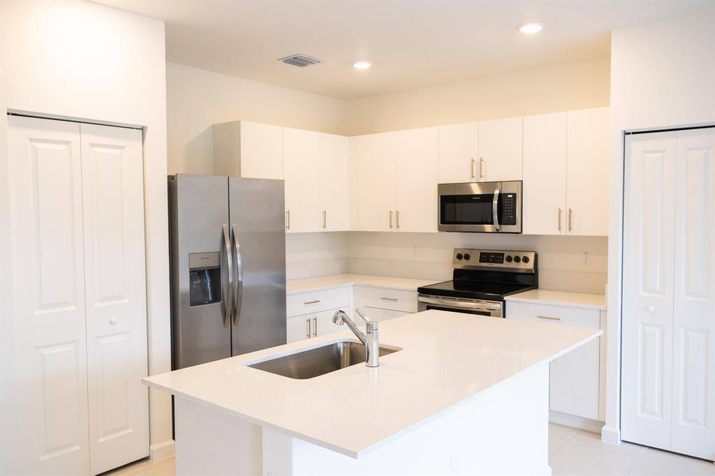Townhouse for rent at 11833 NW 47th Manor, Pompano Beach, FL 33076