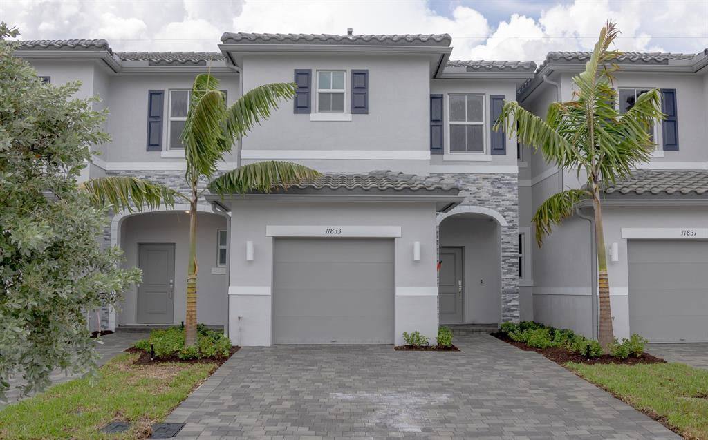 Townhouse for rent at 11833 NW 47th Manor, Pompano Beach, FL 33076