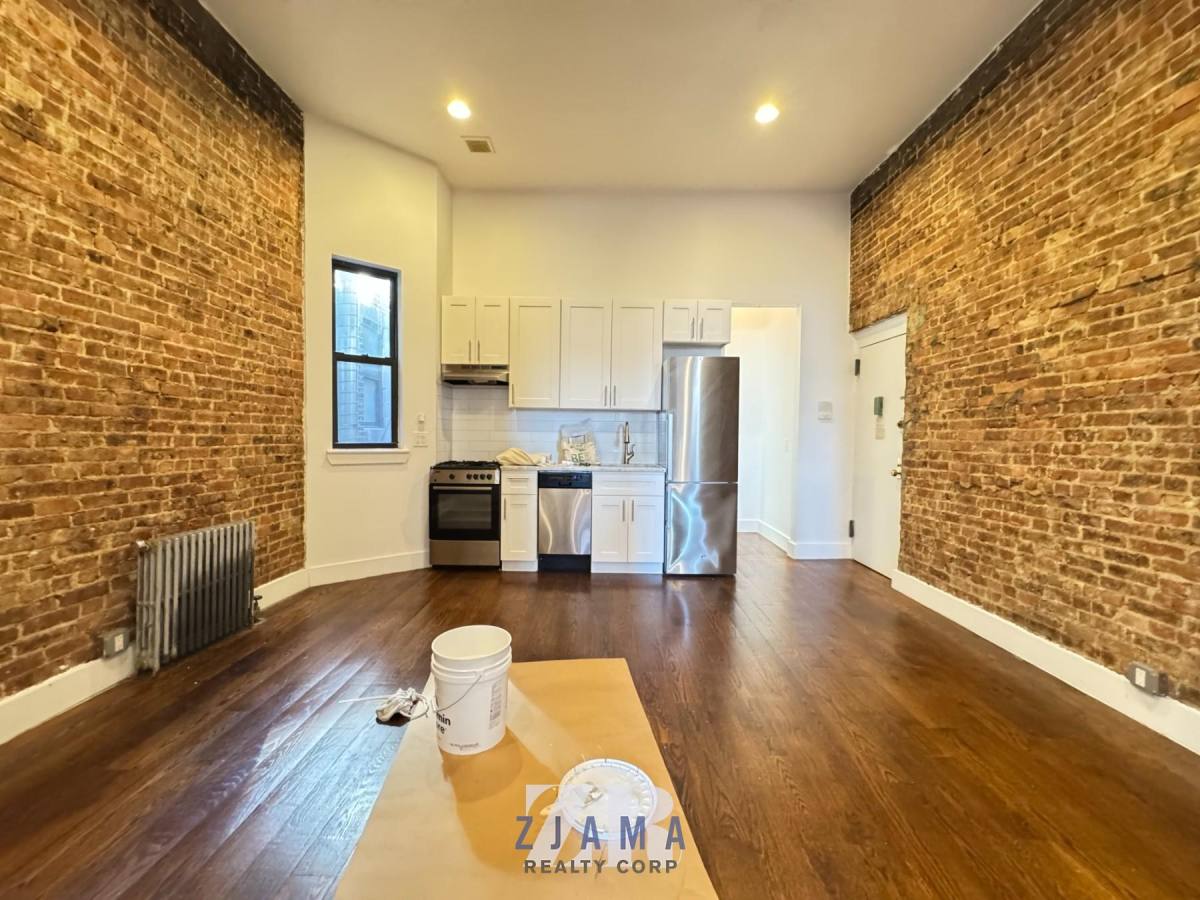 Apartment for rent at 1047 Bedford Ave #C4, Brooklyn, NY 11216