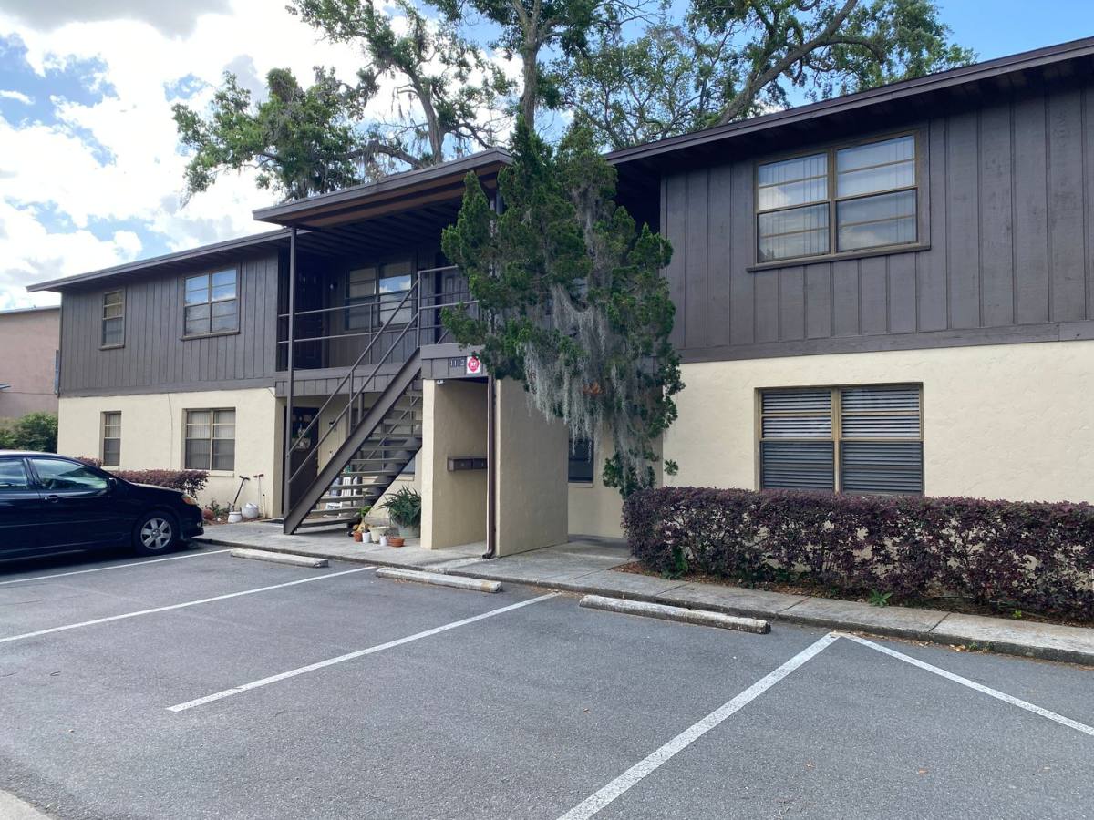 Apartment for rent at 1112 S Blvd, Lakeland, FL 33803