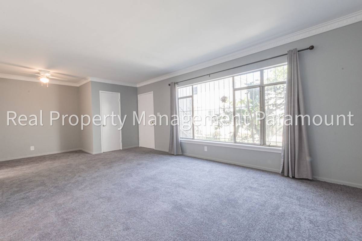 Apartment for rent at 3827 - 3829 Lockland Dr, Los Angeles, CA 90008