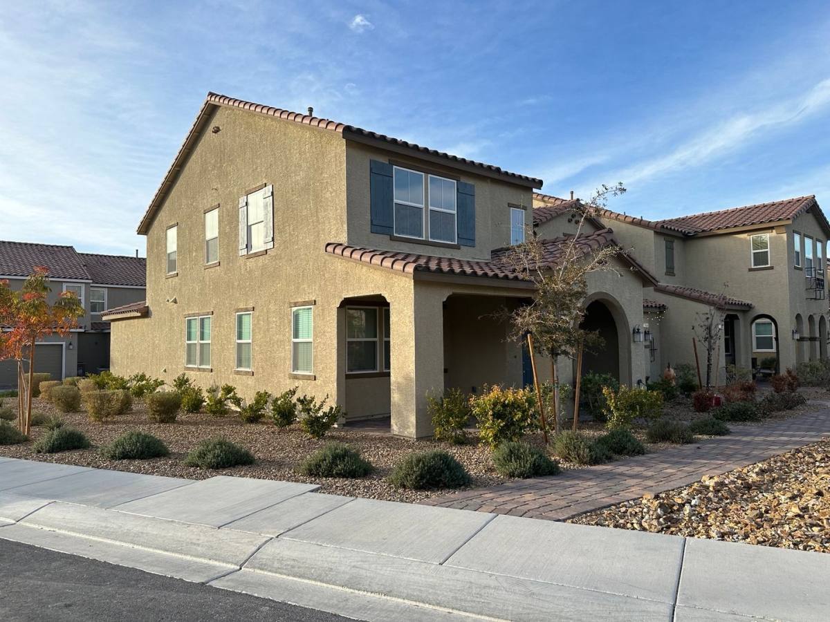 Townhouse for rent at 2456 Bagnara Place, Henderson, NV 89044