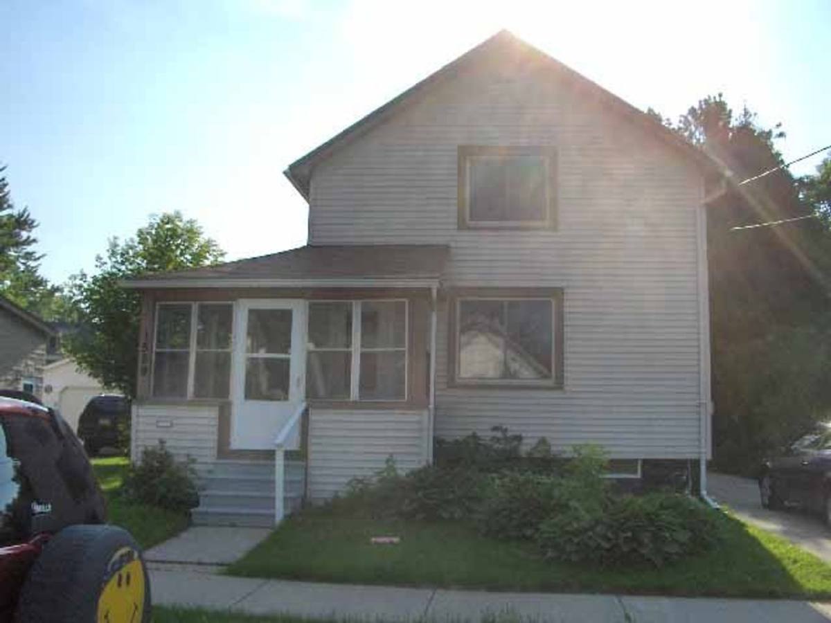 House for rent at 1529 N Oneida St, Appleton, WI 54911